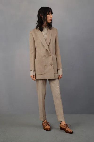 Look 3